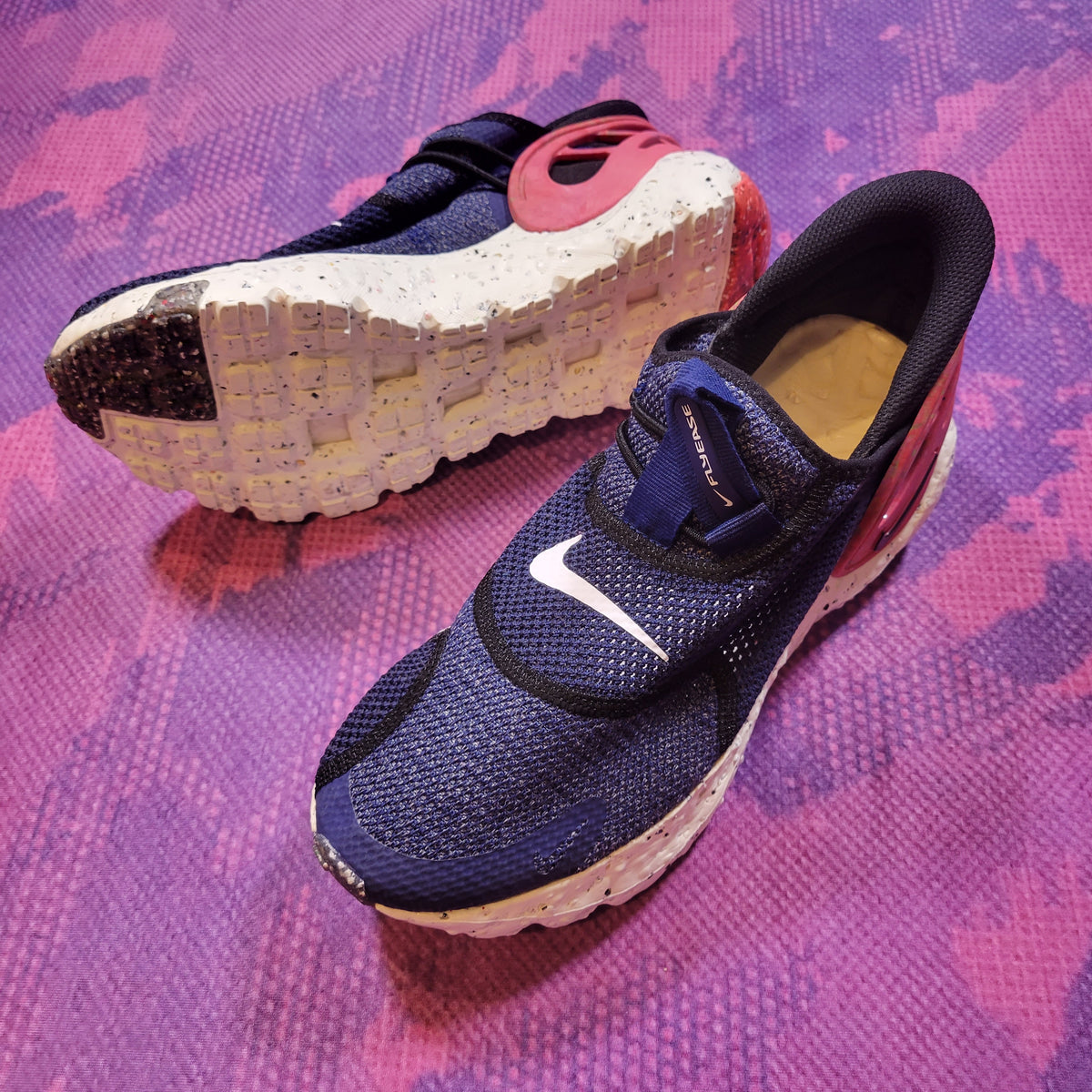 Nike Flyease Slip on Running Shoes (7.5) - Womens – Bell Lap  display picture 2