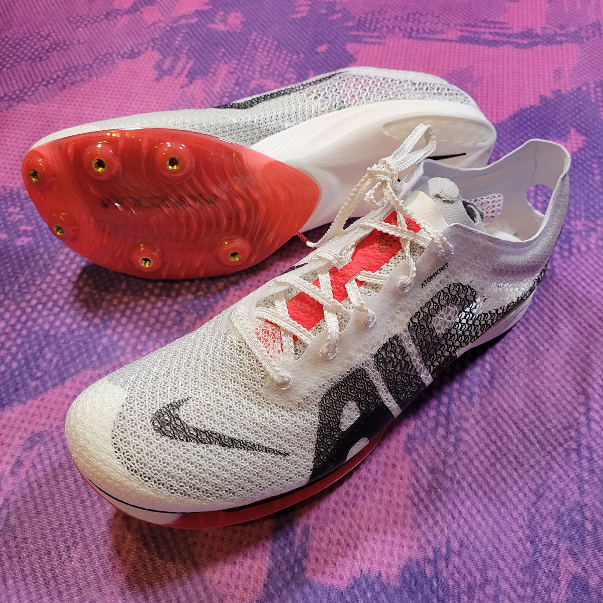 Nike Air Zoom More Uptempo Victory Spikes (8.5US) Bell Lap Track and