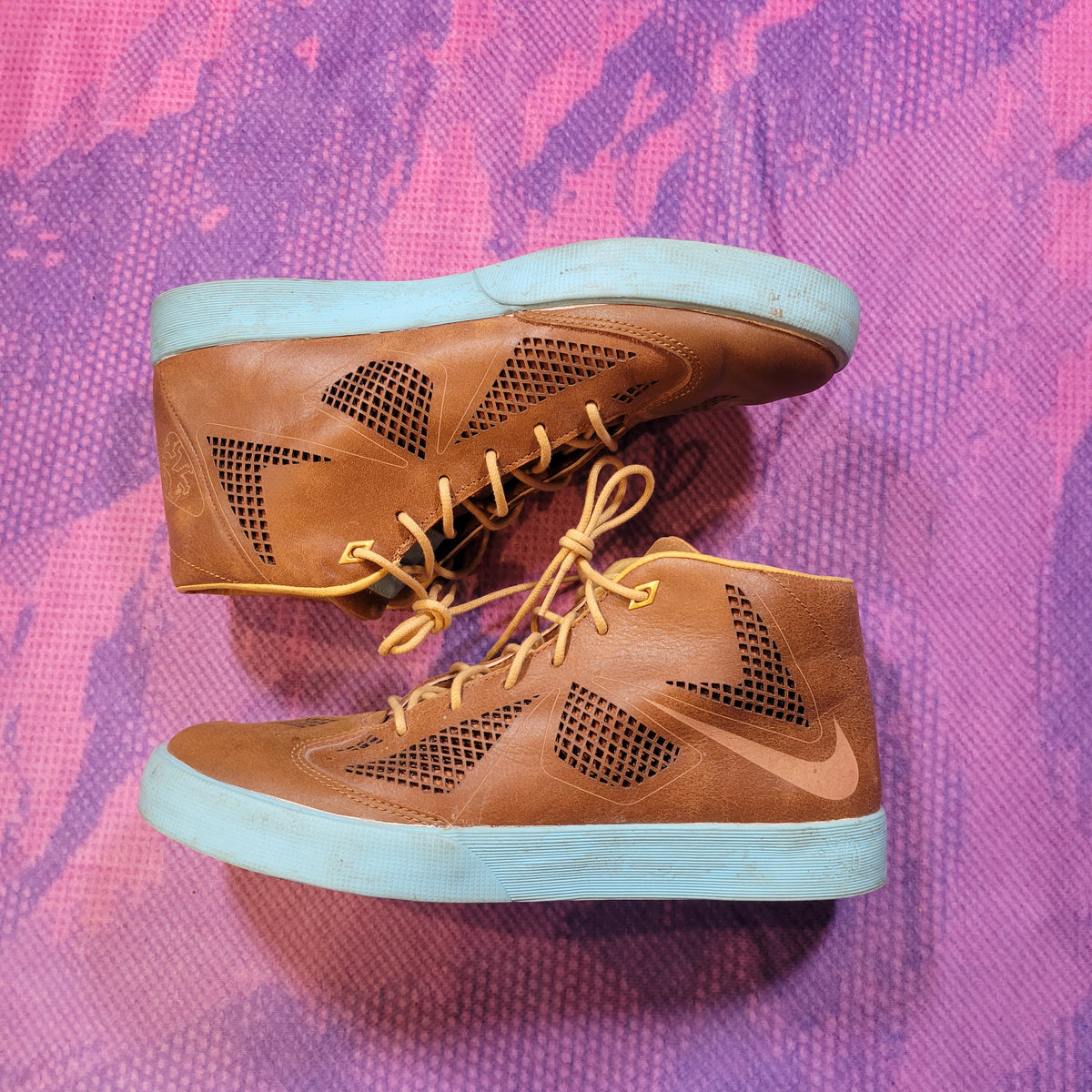 Nike LeBron Lifestyle Shoes – Bell Lap Track and Field