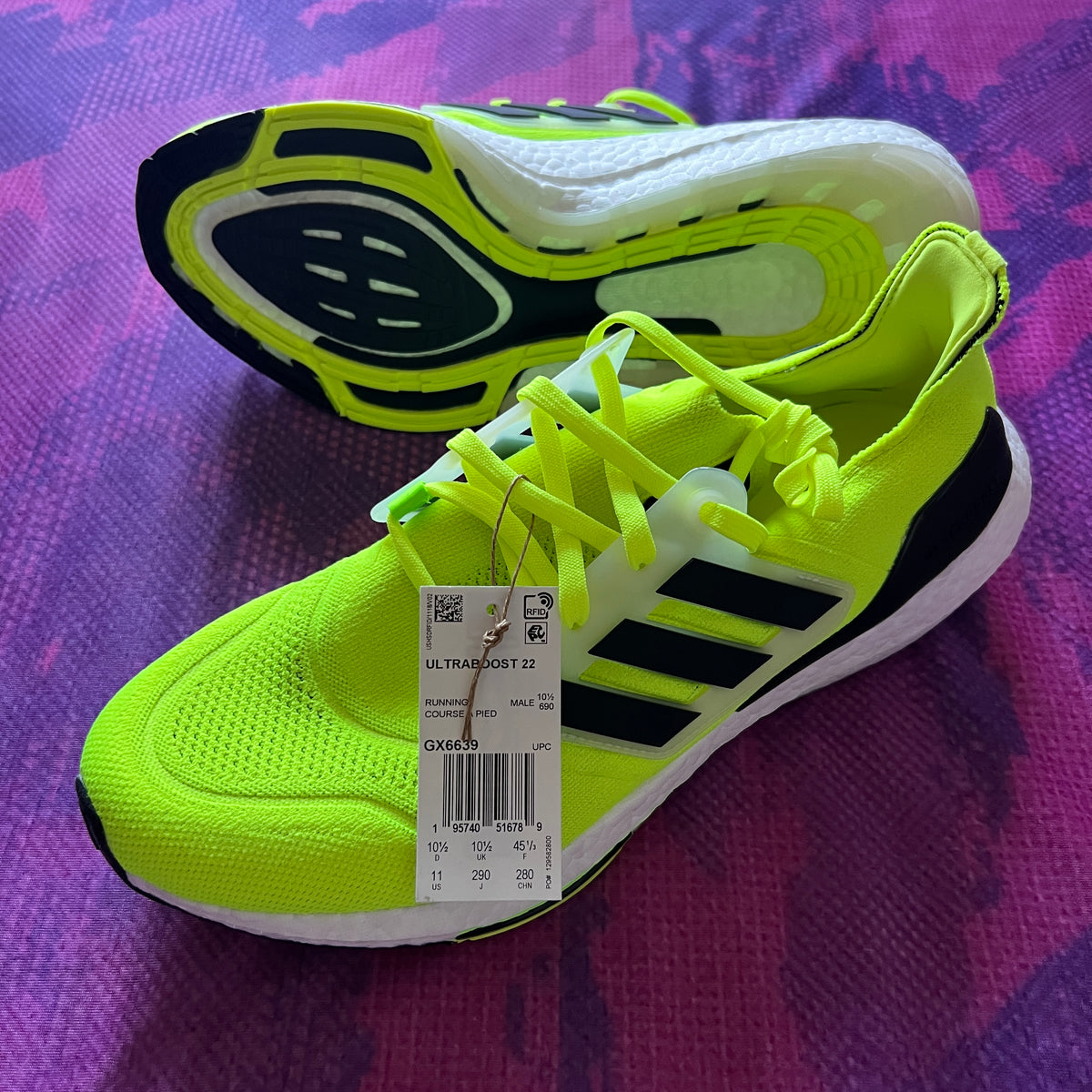 Adidas Ultra Boost 22 Shoes (11.0US) – Bell Lap Track and Field
