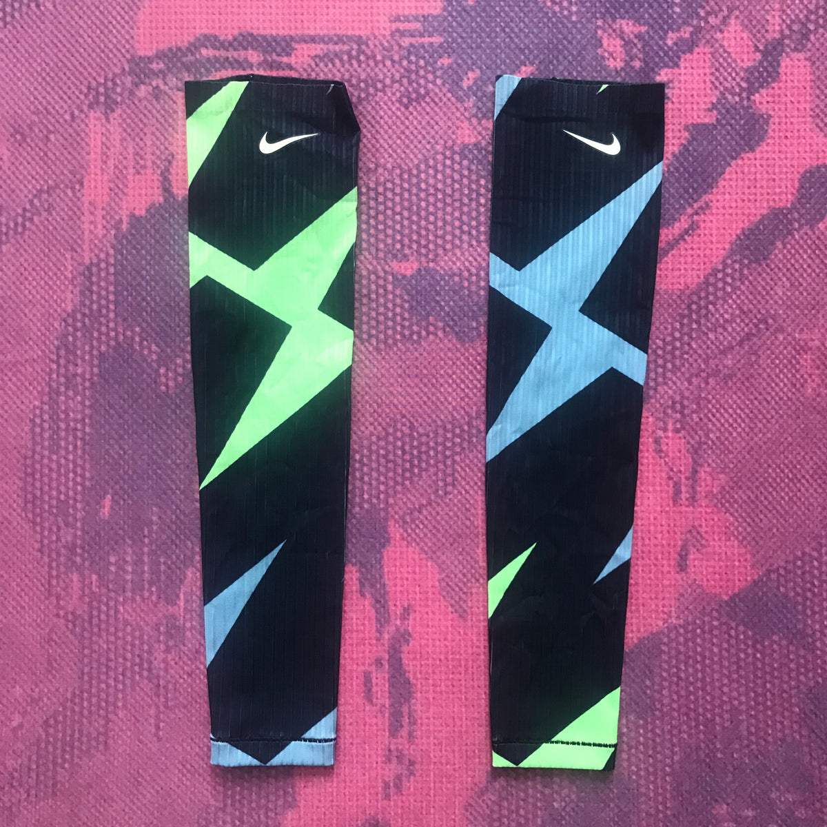 2020/21 Nike Pro Elite Arm Sleeves (L) – Bell Lap Track and Field