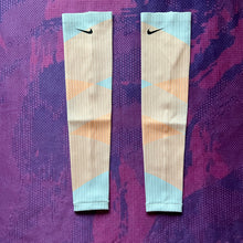 Load image into Gallery viewer, 2023 Nike NN x Ineos Pro Elite Arm Sleeves (S)
