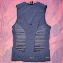 Load image into Gallery viewer, Nike Reflective Aeroloft Down Running Vest (M)
