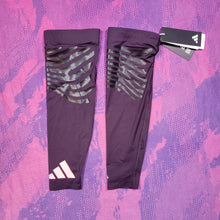 Load image into Gallery viewer, 2024 Adidas Pro Elite Arm Sleeves (L)
