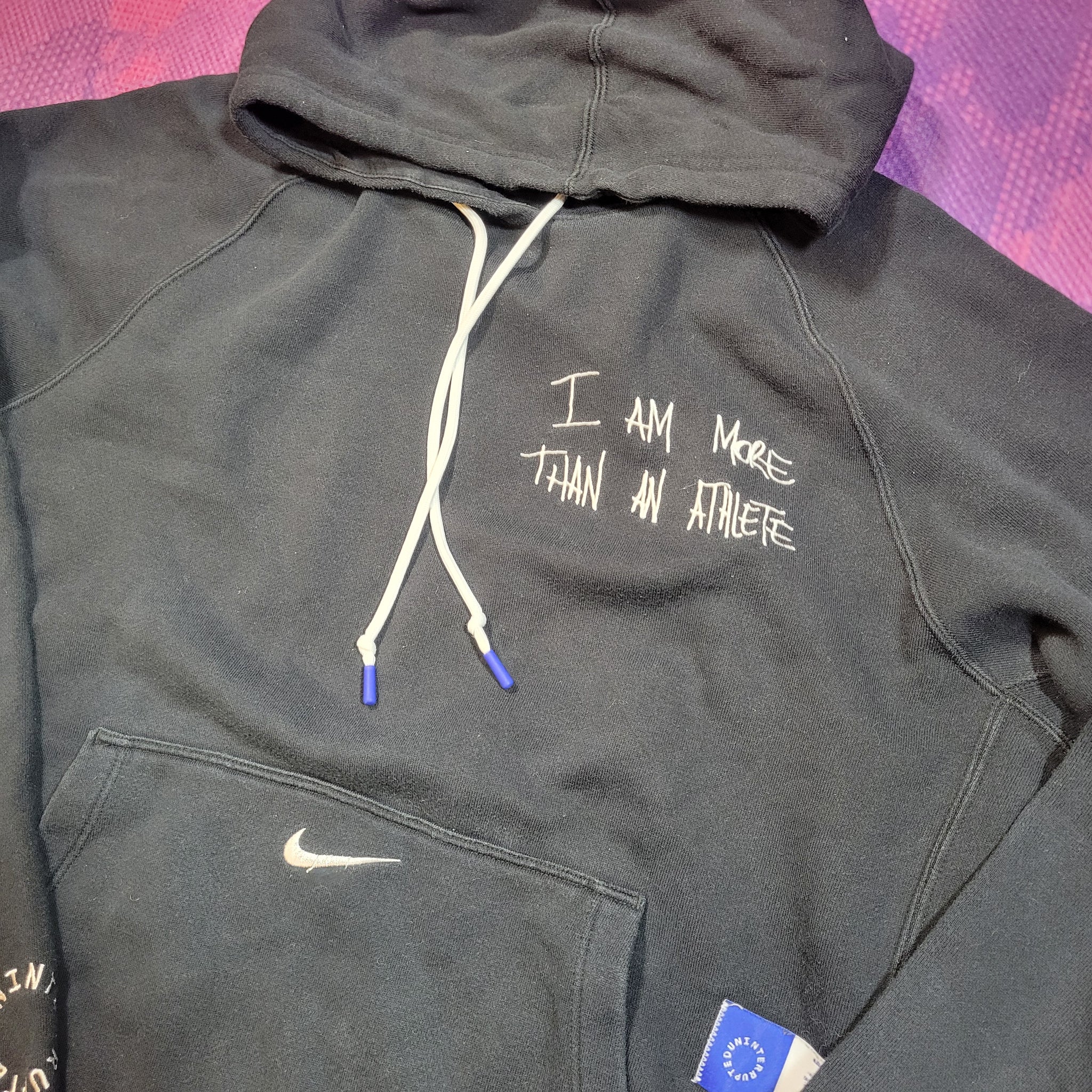 Nike LeBron Uninterrupted More Than An Athlete Hoodie M Bell Lap Track and Field