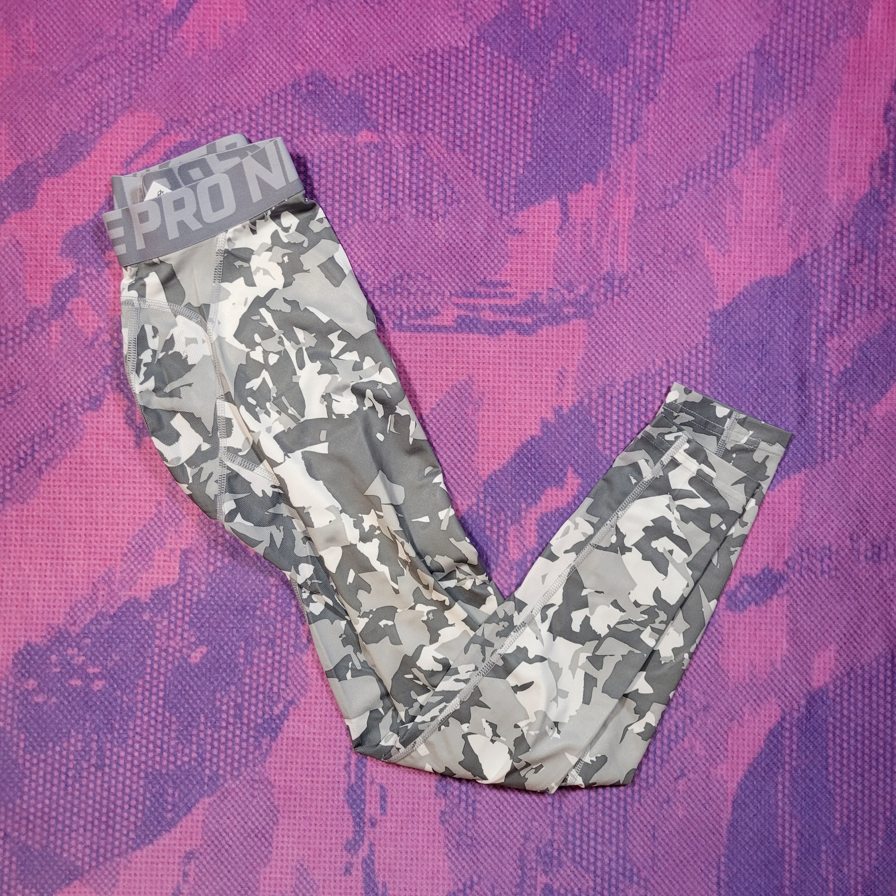 Nike Pro Tights (S) – Bell Lap Track and Field