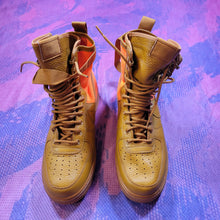 Load image into Gallery viewer, Nike Air Force One Hi Shoes (10.0)
