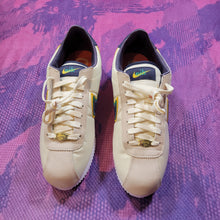 Load image into Gallery viewer, Nike Cortez 1972 Basic Premium Shoes (10.0)
