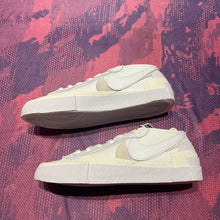 Load image into Gallery viewer, Nike x Sacai Blazer Low ‘White Patent’ (10.5)
