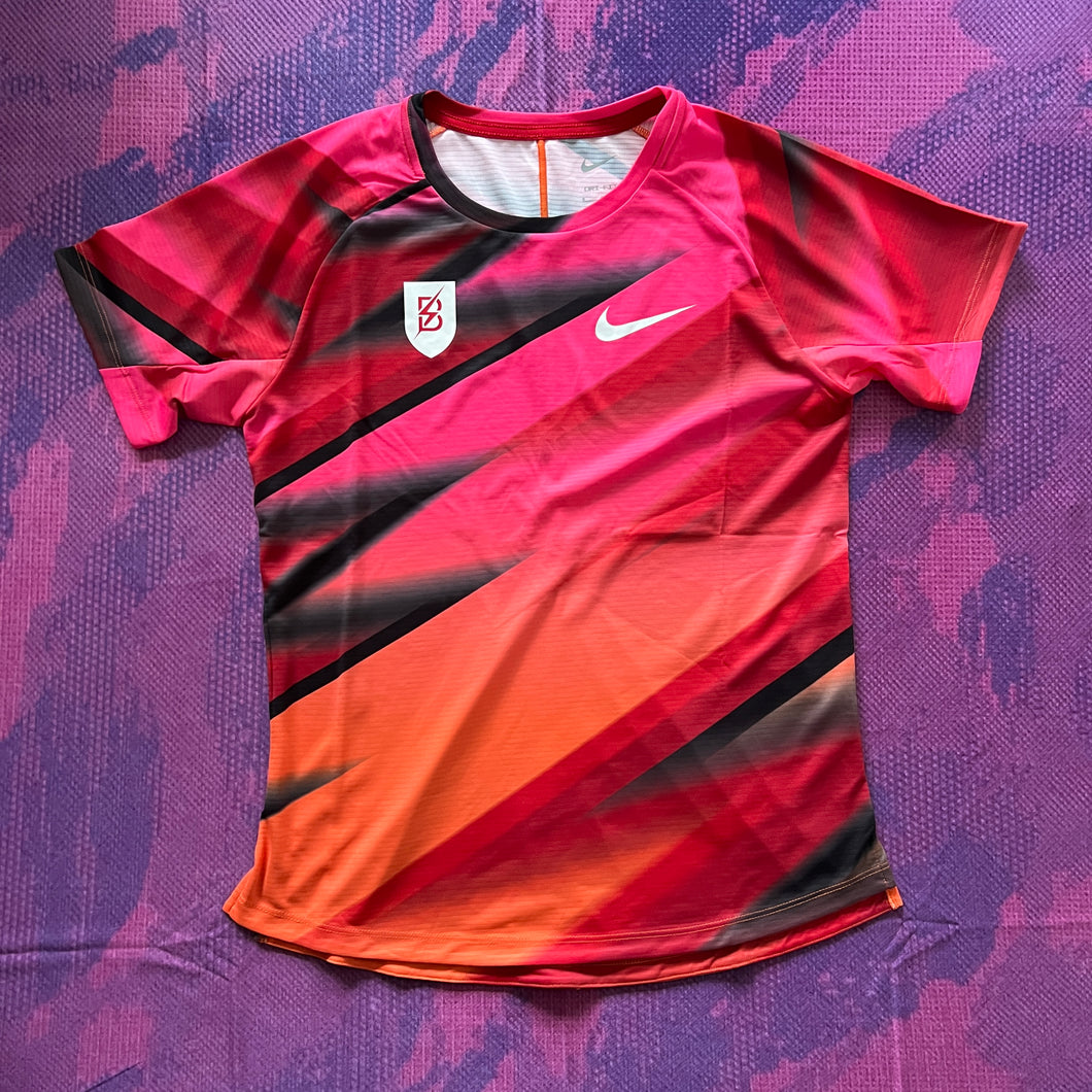 2024 Nike BTC Pro Elite T-Shirt (XS - Womens)