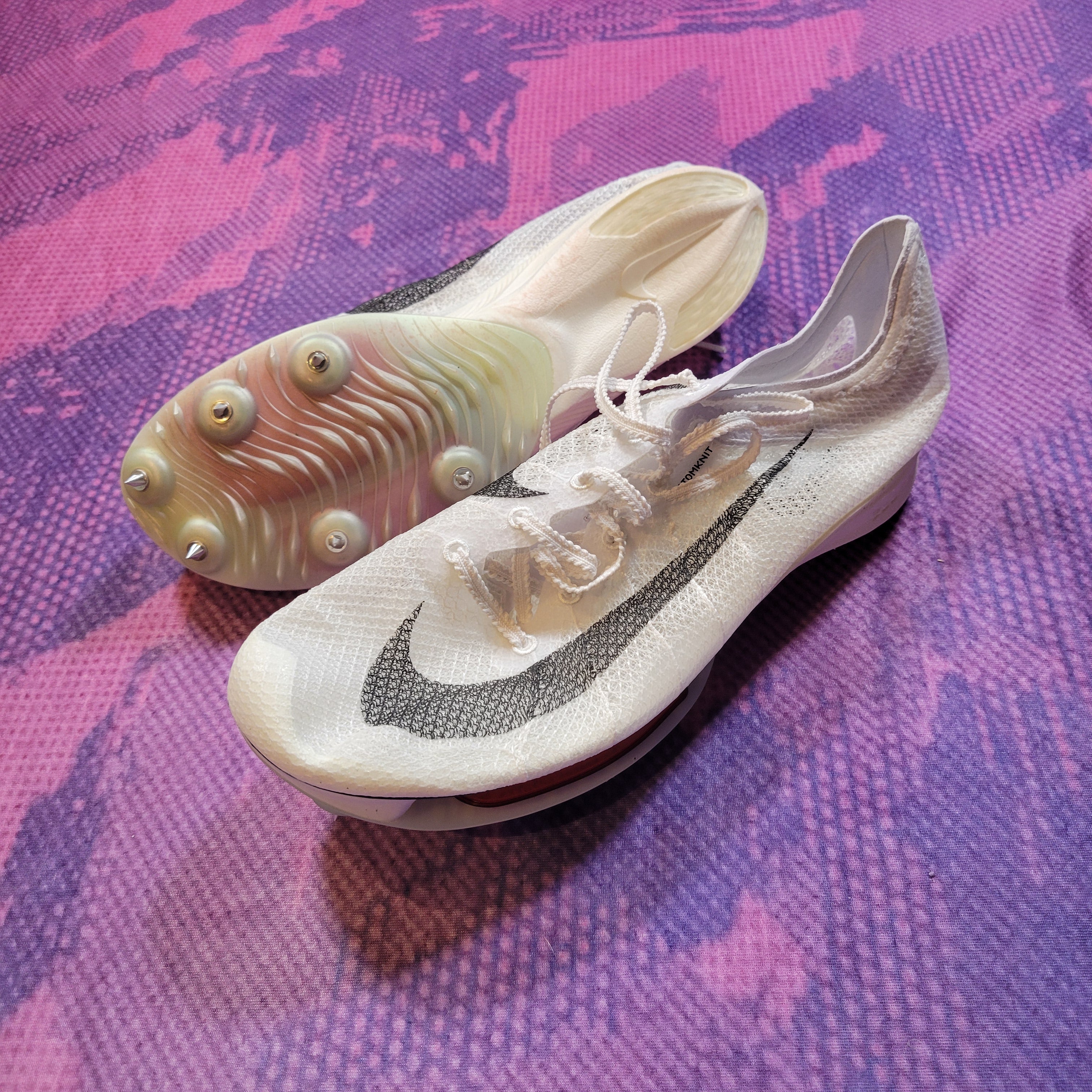 Nike Air Zoom Victory 2 Spikes (7.5) – Bell Lap Track and Field
