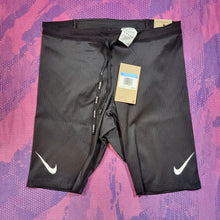 Load image into Gallery viewer, Nike Aeroswift Half Tights (M)
