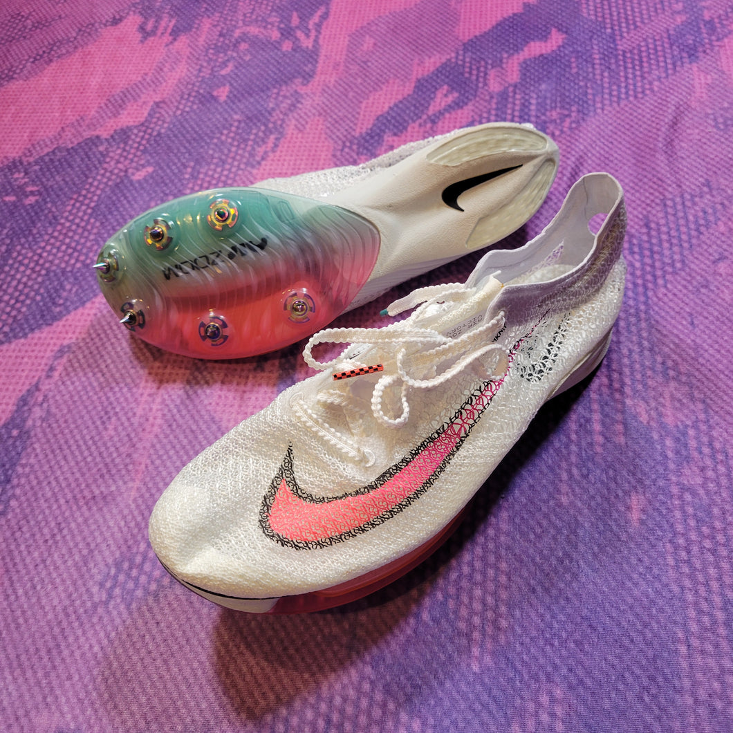 Nike Air Zoom Victory Spikes (7.5)