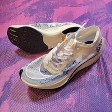Load image into Gallery viewer, Nike ZoomX Vaporfly 2 Racing Shoe (10.5US)

