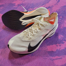 Load image into Gallery viewer, Nike ZoomX Vaporfly Next% 4 Proto Raching Shoes (8.5US)
