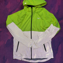 Load image into Gallery viewer, Nike Reflective Running Jacket (L)
