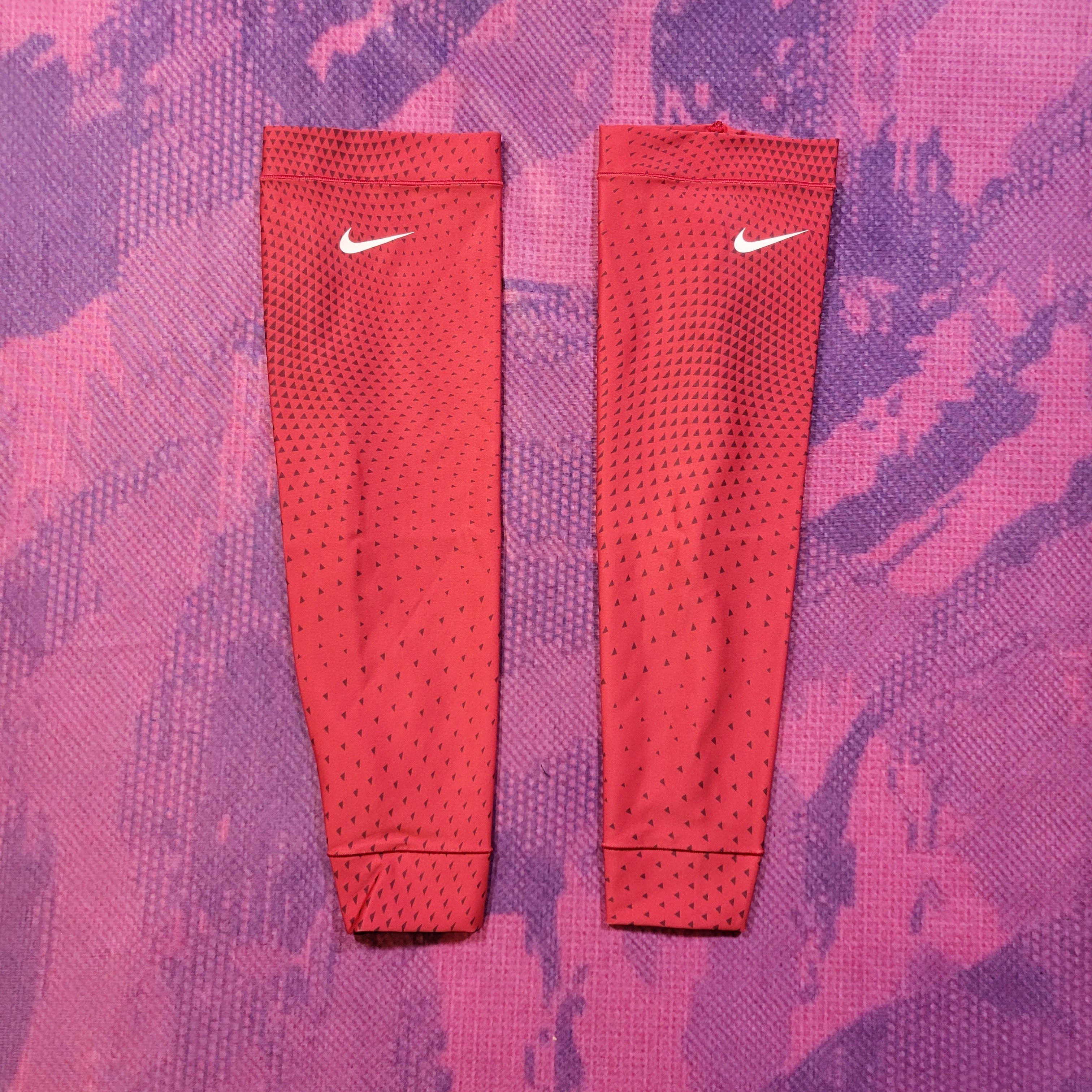 2018 Nike BTC Bowerman Track Club Pro Elite Arm Sleeves XS Womens Bell Lap Track and Field