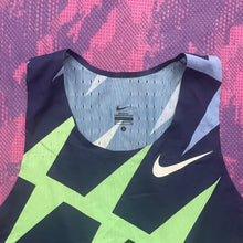 Load image into Gallery viewer, 2020/21 Nike Pro Elite Distance Singlet (S)
