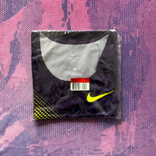 Load image into Gallery viewer, 2010 Nike Pro Elite Distance Singlet (L)
